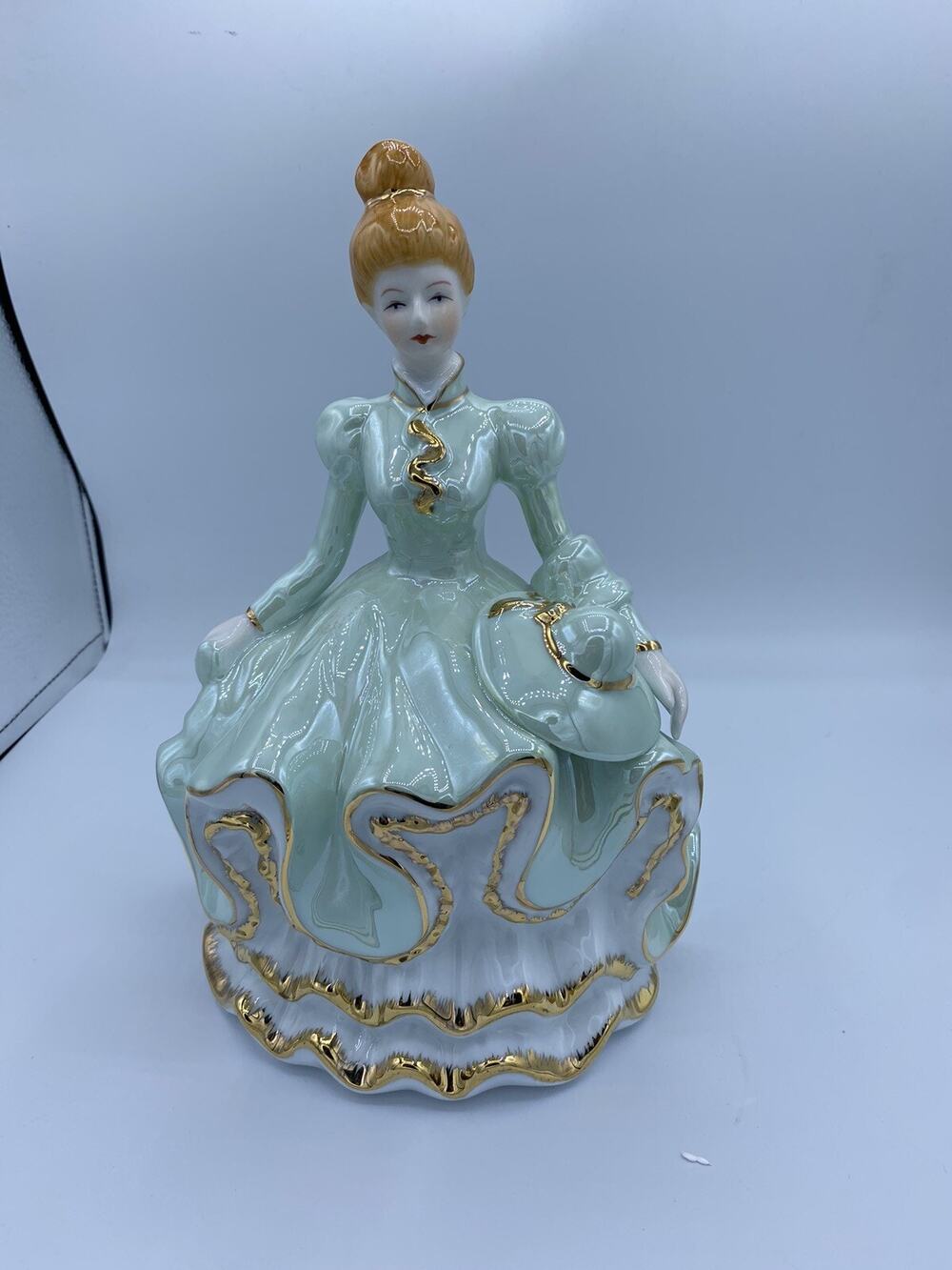 WHITE,PORCELAIN MINT GREEN BLOND DOLL,LADY'S FIGURINE MUSIC BOX